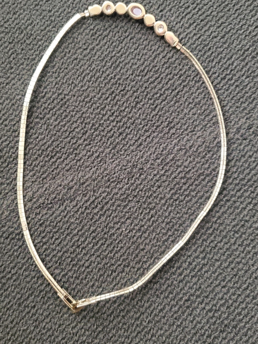 Source Unknown Silver-Tone Necklace with Purple Gemstones - Picture 4 of 5